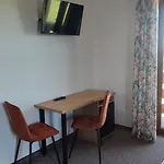 Adamowka 住宿加早餐酒店 3*
