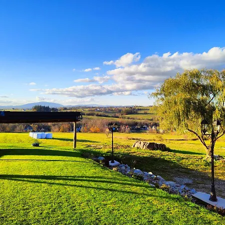 Adamowka Bed & Breakfast 3*