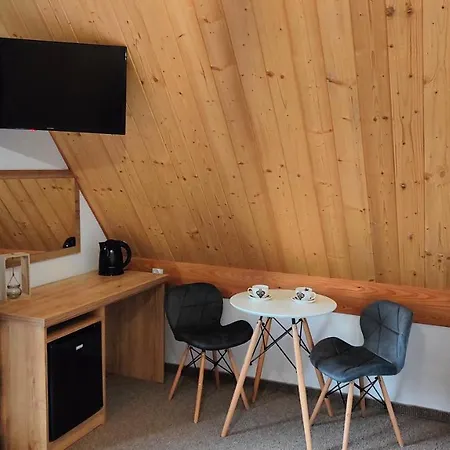 Adamówka Nocleg ze śniadaniem