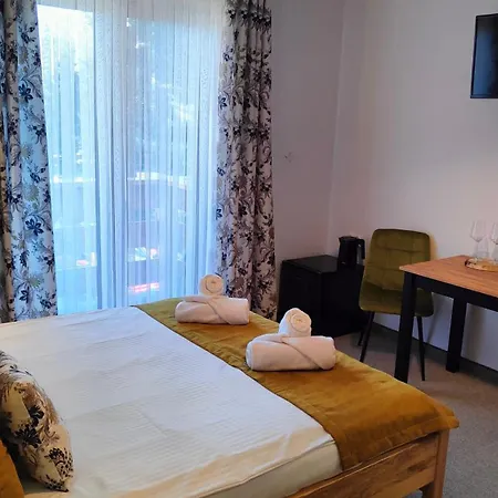 Adamówka 3* Skrzypne