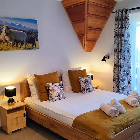 Adamowka Bed & Breakfast Skrzypne