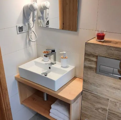 Adamowka Bed & Breakfast 3*