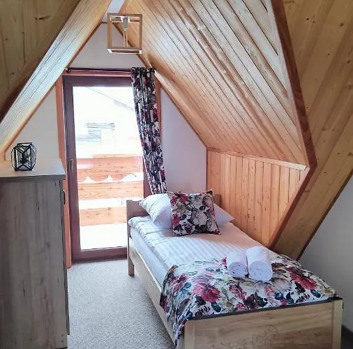 Bed & Breakfast Adamowka Skrzypne