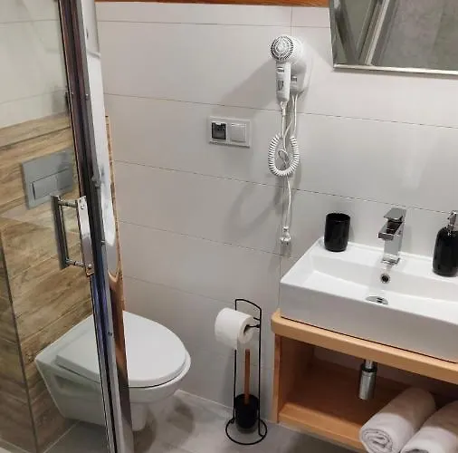 Adamowka Bed & Breakfast 3*