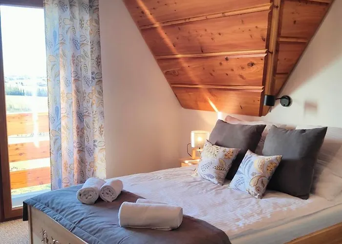 Adamowka Bed & Breakfast 3*